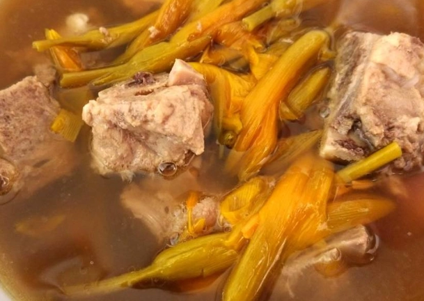 金針花蛋花湯 營養