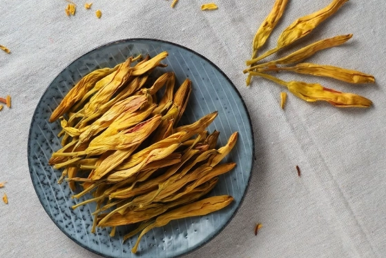 金針花泡水方法 金針花泡水方法