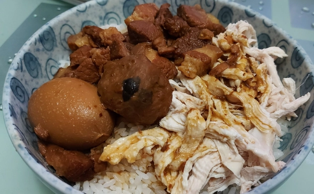雞滷飯