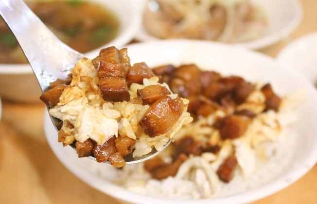 台灣雞滷飯餐廳