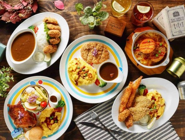 咖哩蛋包飯 做法