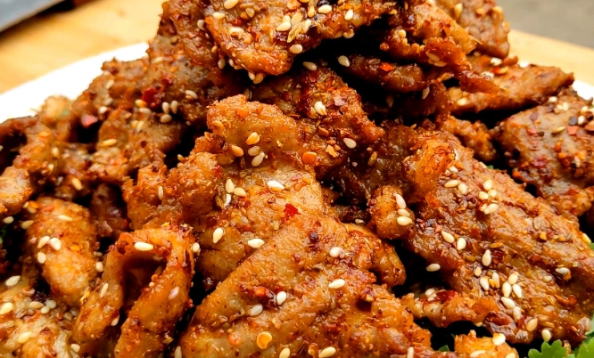 孜然羊肉全攻略：從餐廳推薦到家常做法一次掌握