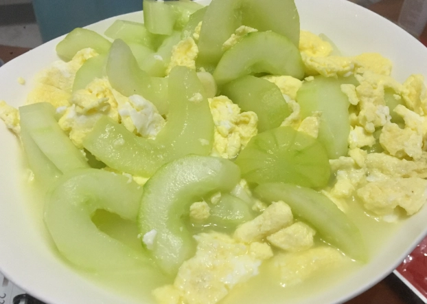 家常菜大黃瓜炒蛋