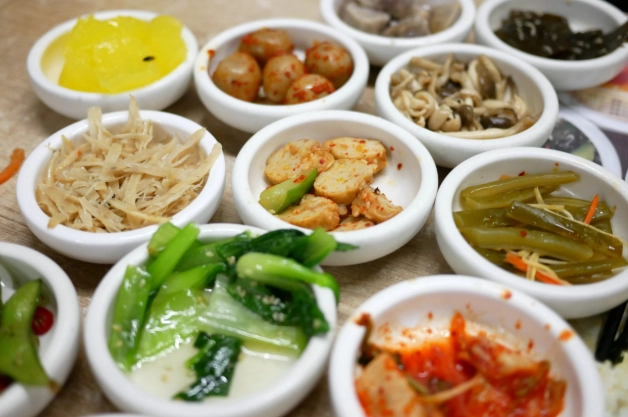 韓式小菜全攻略：從經典食譜到居家製作技巧