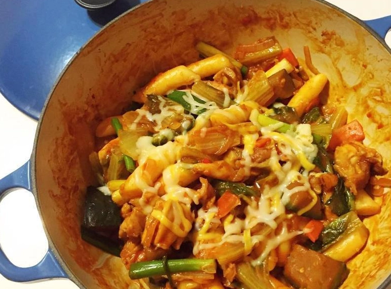 春川辣炒雞材料指南：在家復刻韓式經典的完整清單與秘訣