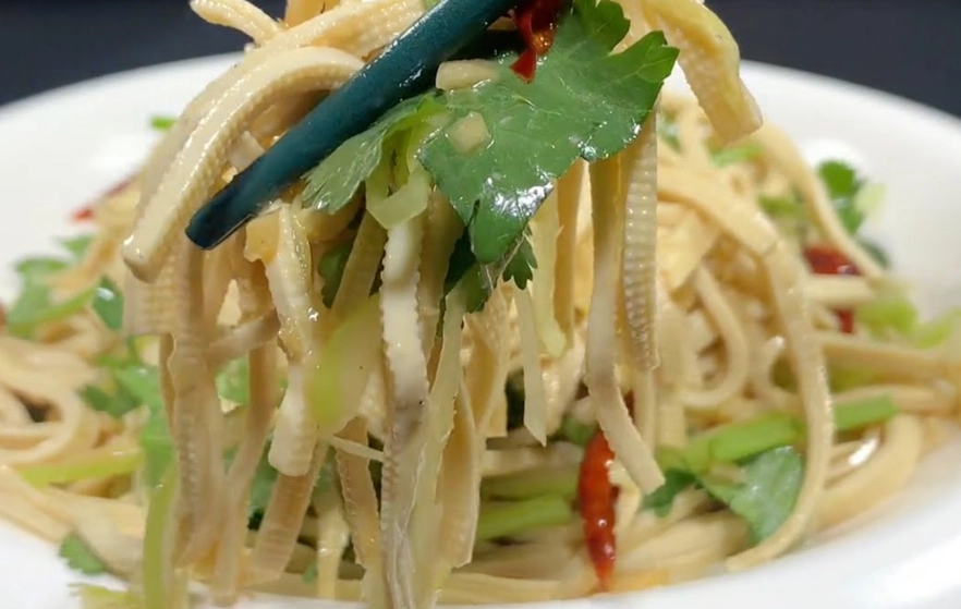 涼拌豆皮絲醬汁