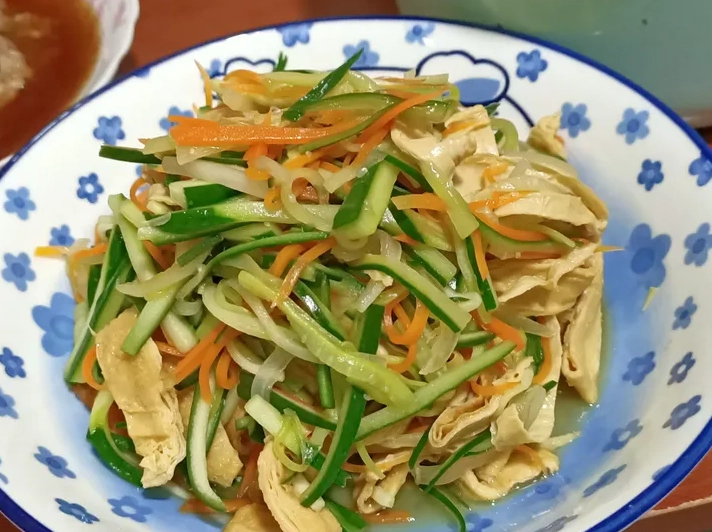 涼拌豆皮小黃瓜食譜 涼拌豆皮小黃瓜食譜