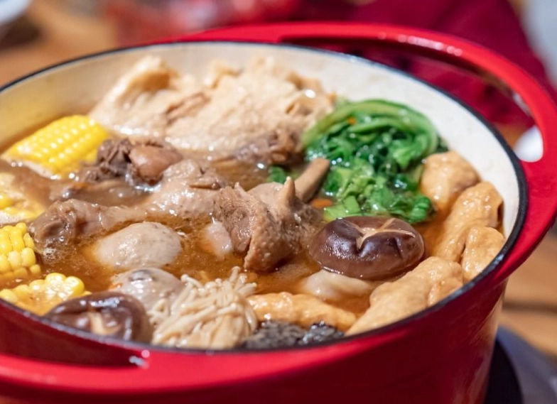 薑母鴨火鍋配料怎麼搭？老饕私藏清單與必吃店家推薦