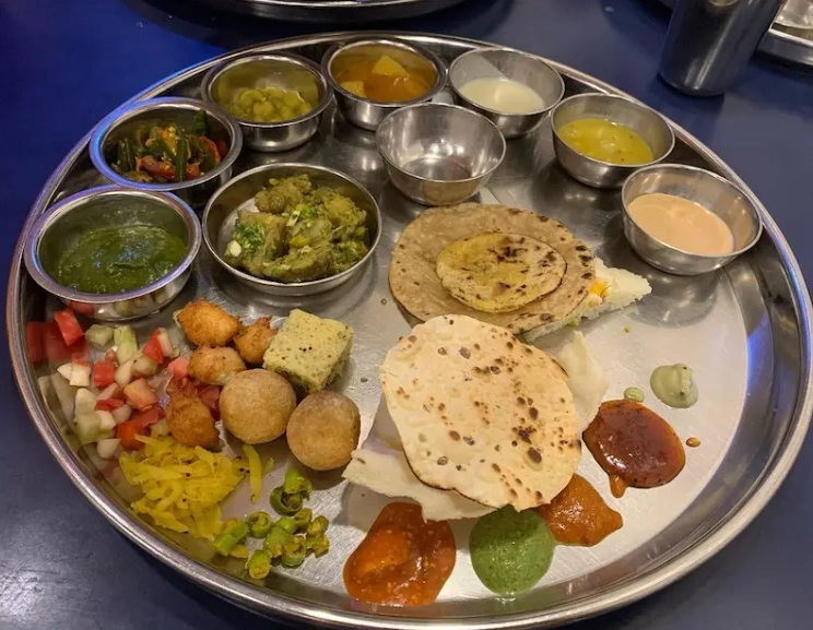 印度美食有哪些？從北到南經典菜色與台灣必吃餐廳推薦