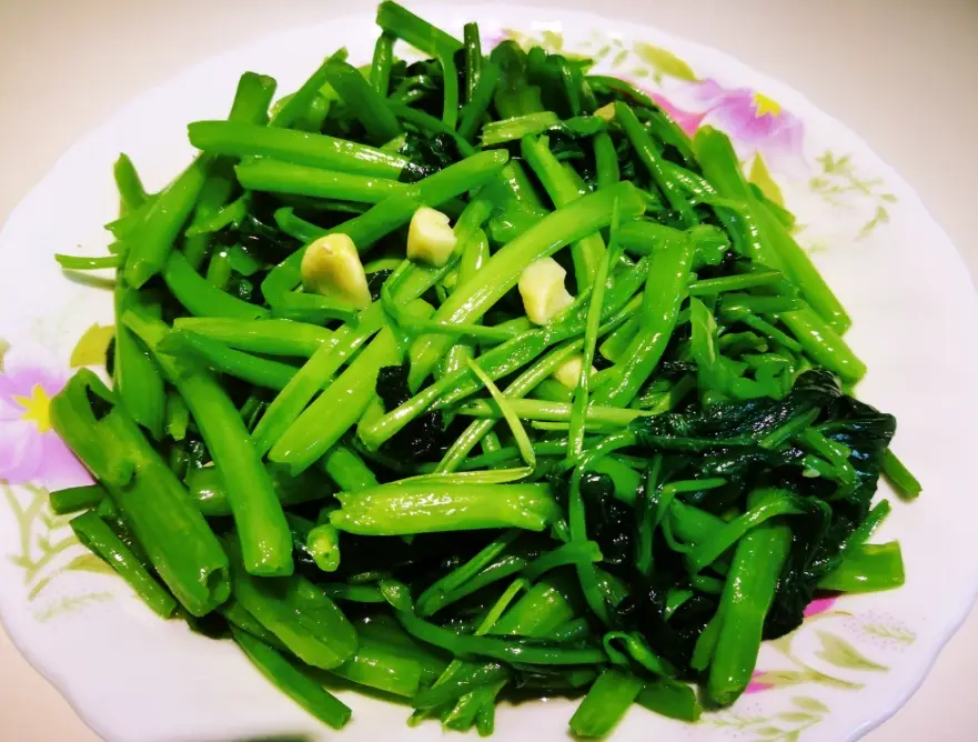 空心菜怎麼炒才不會黑