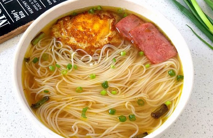 家常湯麵湯底做法