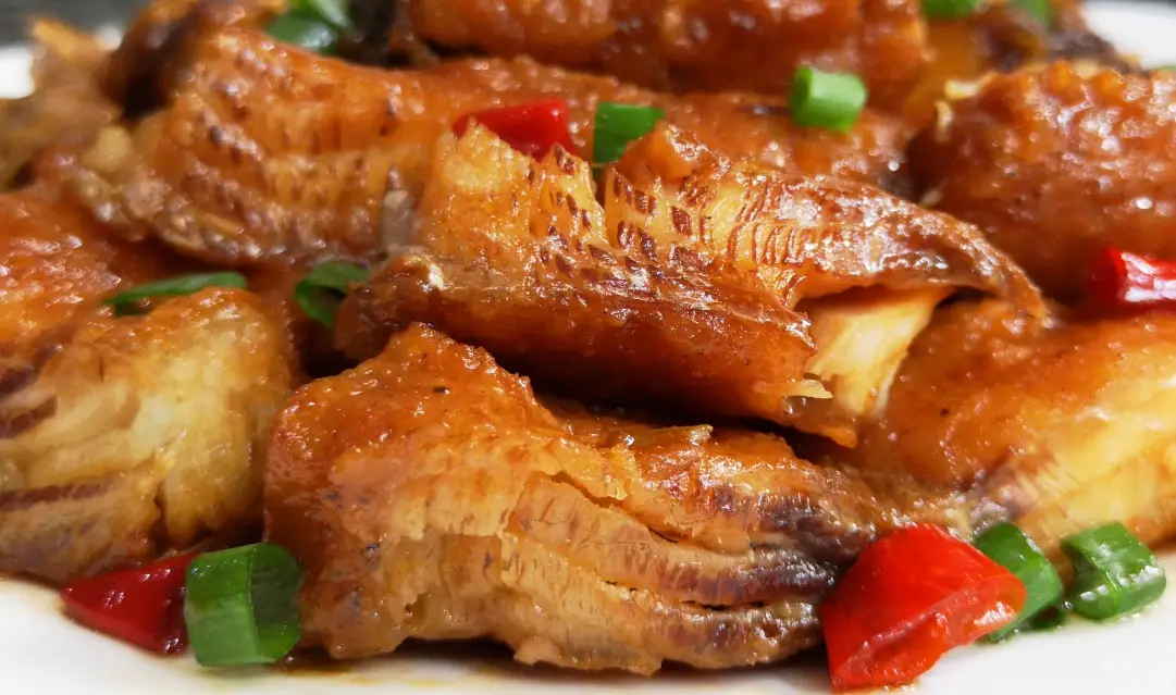 魚塊做法全攻略：從選魚到上桌，酥炸、紅燒、清蒸一次學會