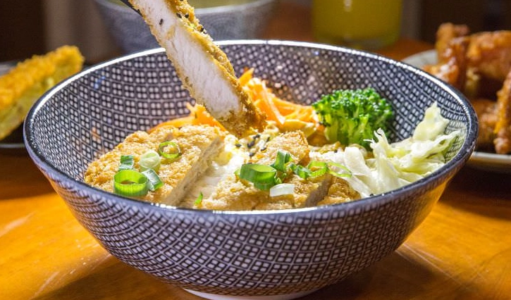 台北豬排丼飯