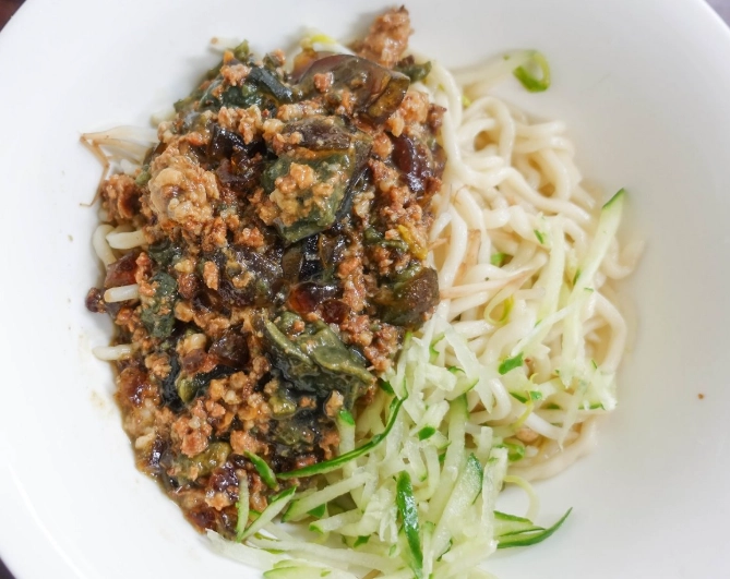 皮蛋肉醬料理