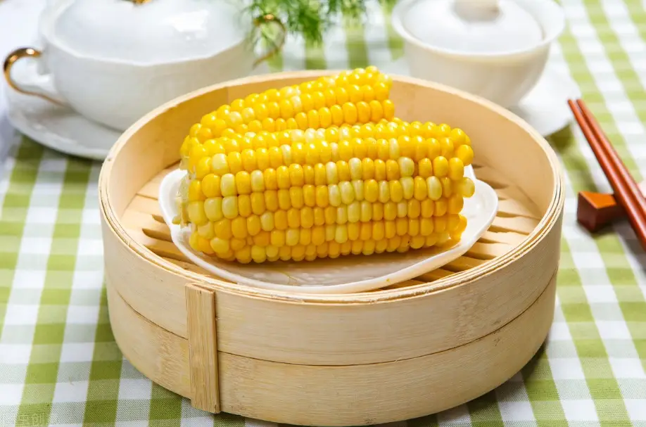 电锅蒸玉米