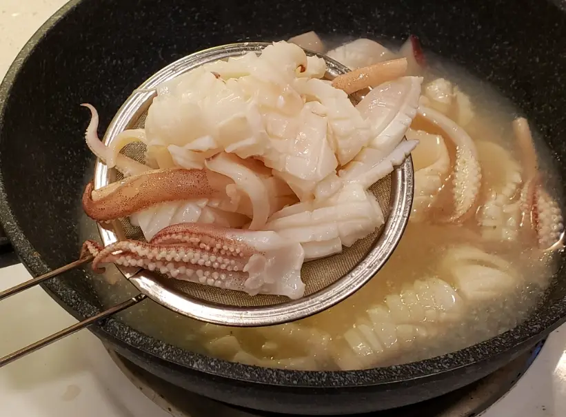 魷魚汆燙 魷魚汆燙