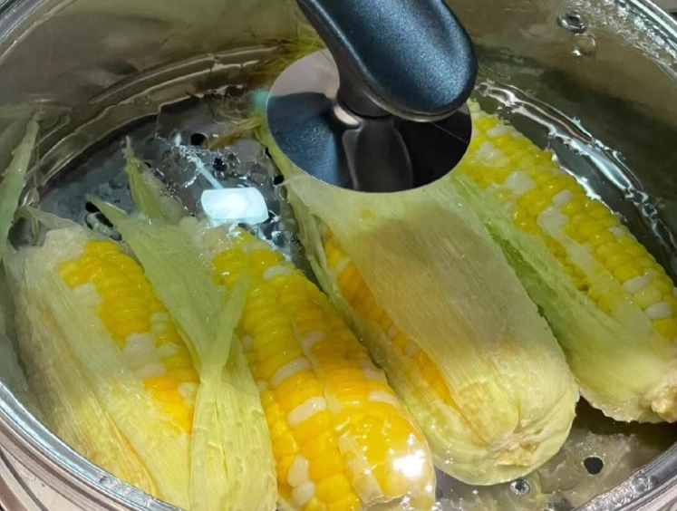 蒸玉米