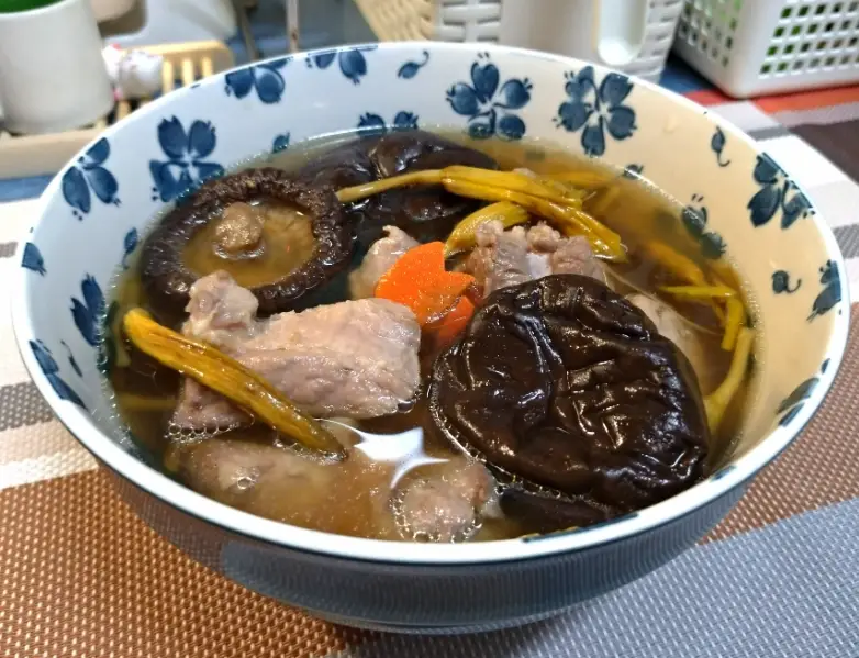 金針排骨做法 金針排骨做法