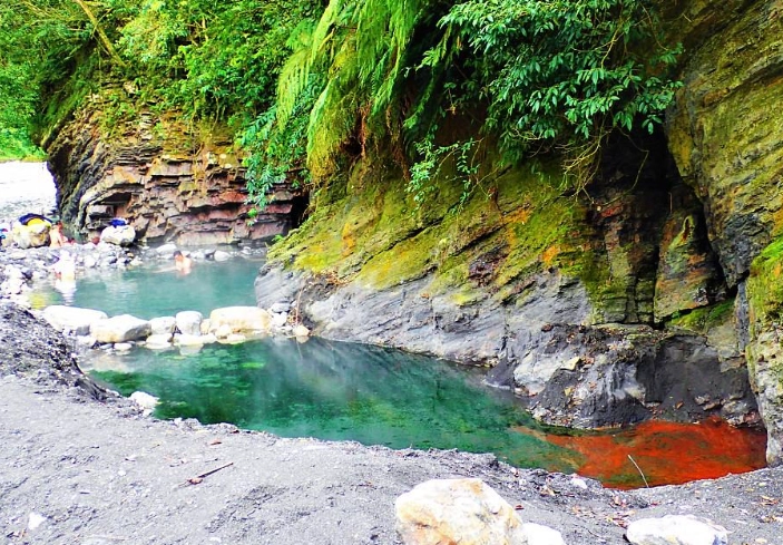 台灣溫泉秘境