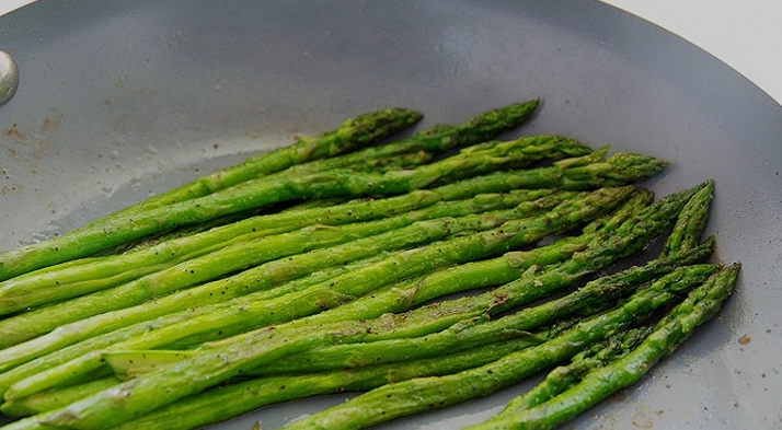 煎蘆筍做法 煎蘆筍做法