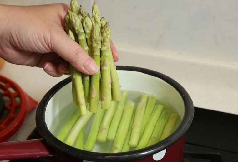 泰國蘢筍處理 泰國蘢筍處理