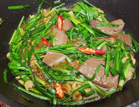 鴨紅炒韭菜食譜 鴨紅炒韭菜食譜
