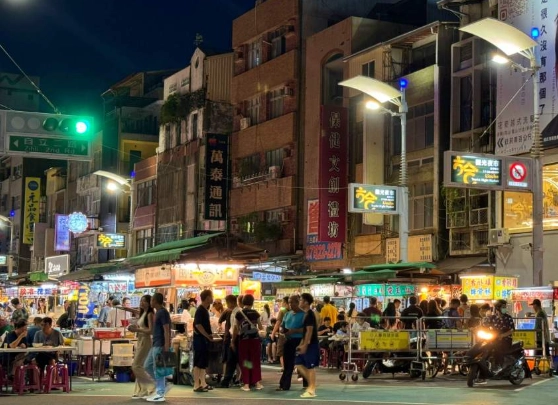 高雄星期六夜市