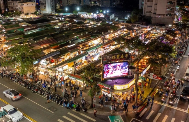 高雄星期一夜市