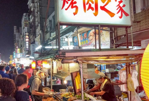 高雄星期一夜市