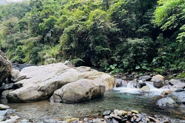 野溪溫泉裝備 野溪溫泉裝備