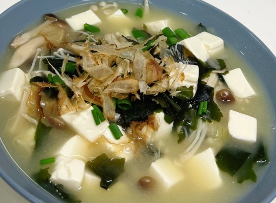 海帶芽豆腐湯食譜