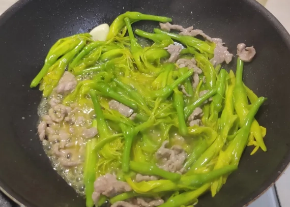 金針花料理食譜