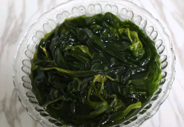 海帶芽料理