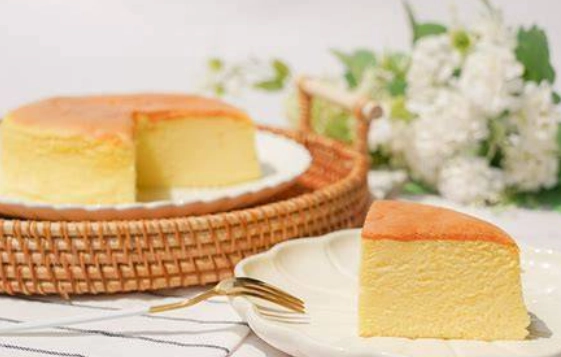 輕乳酪蛋糕