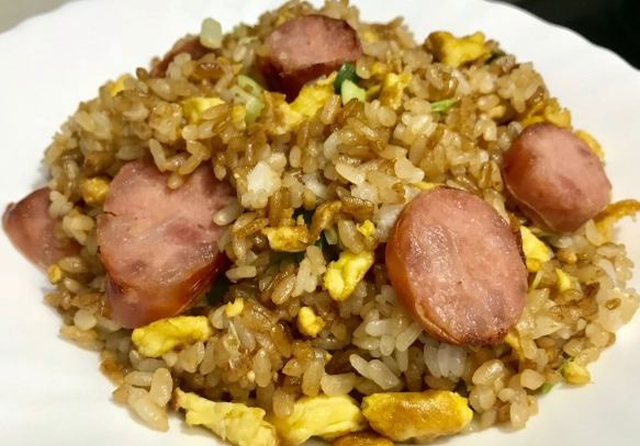 香腸炒飯餐廳