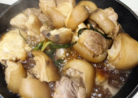 豬腳滷法