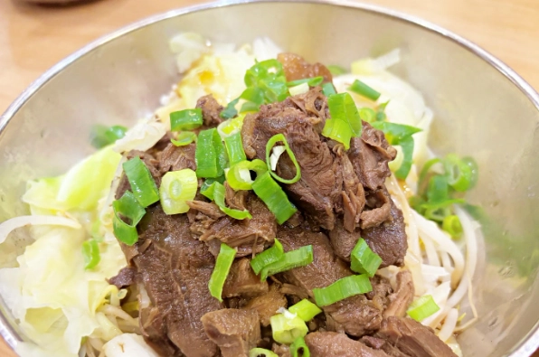 牛肉乾拌麵做法