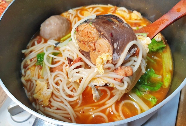 罐頭料理快速上菜