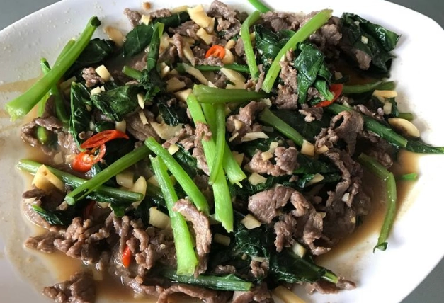 芥蘭炒牛肉食譜